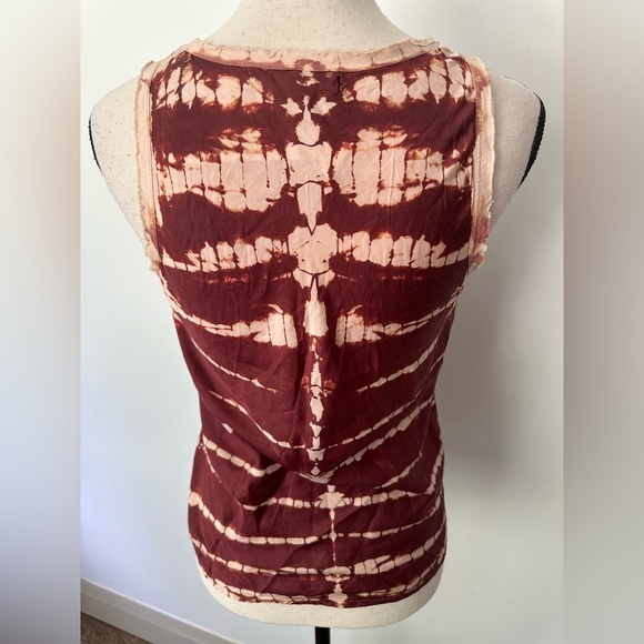 Young Fabulous & Broke Tie Dye Sleeveless Shirt Red Peach Womens XS NWT - Picture 3 of 7